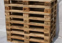 Dřevěné eur palety